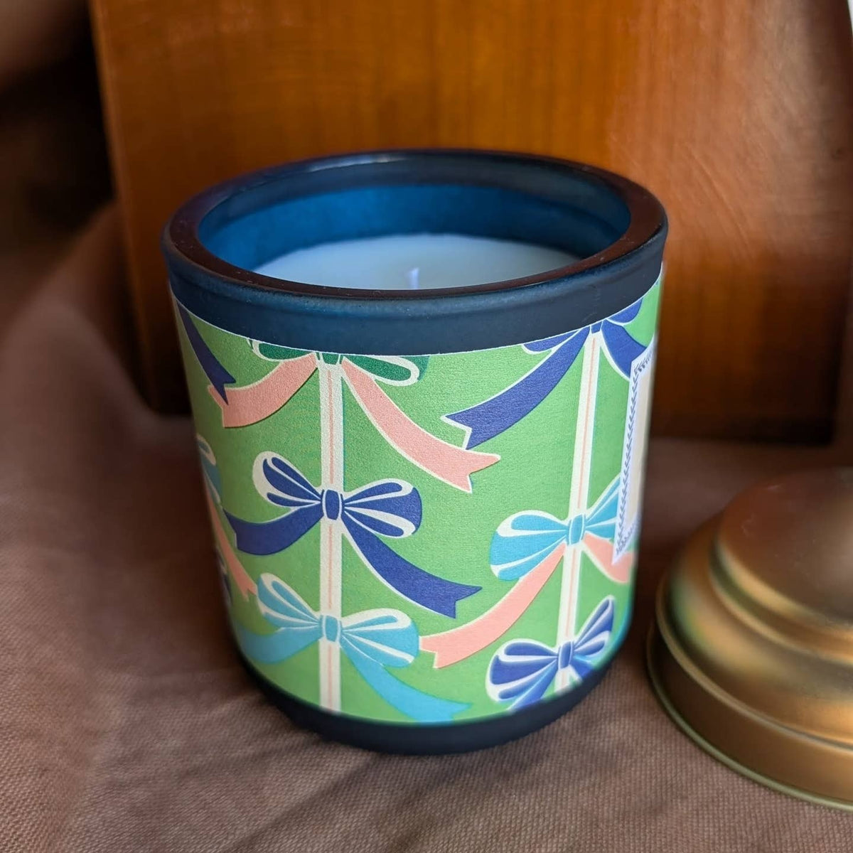 Bows Gift Wrap Candle