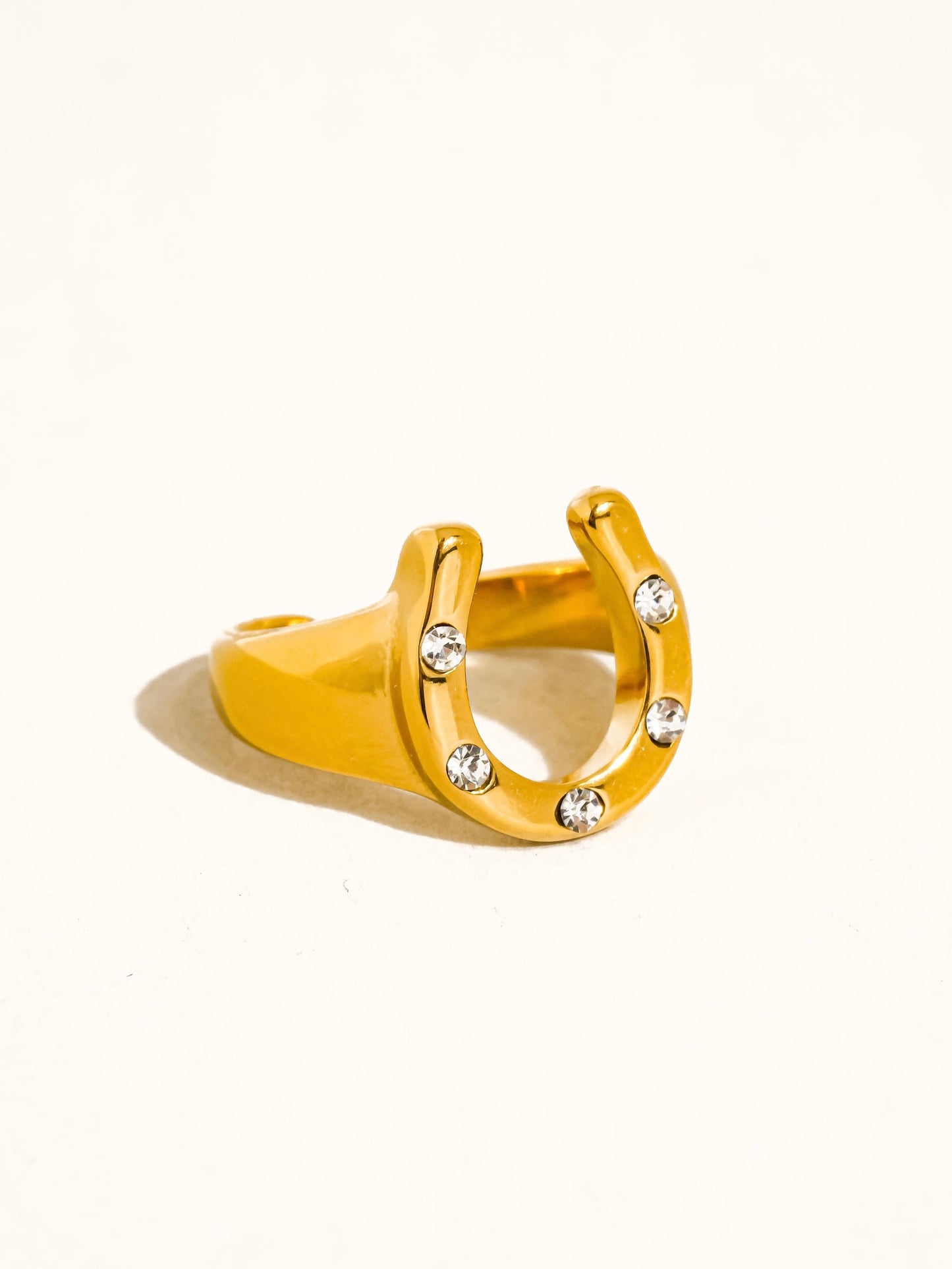 Lucky 18K Streak Ring