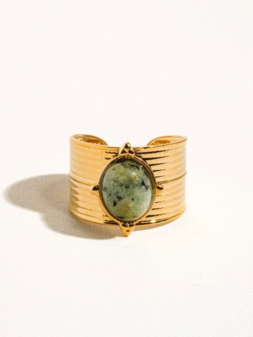 Peacock 18K Horizon Statement Ring