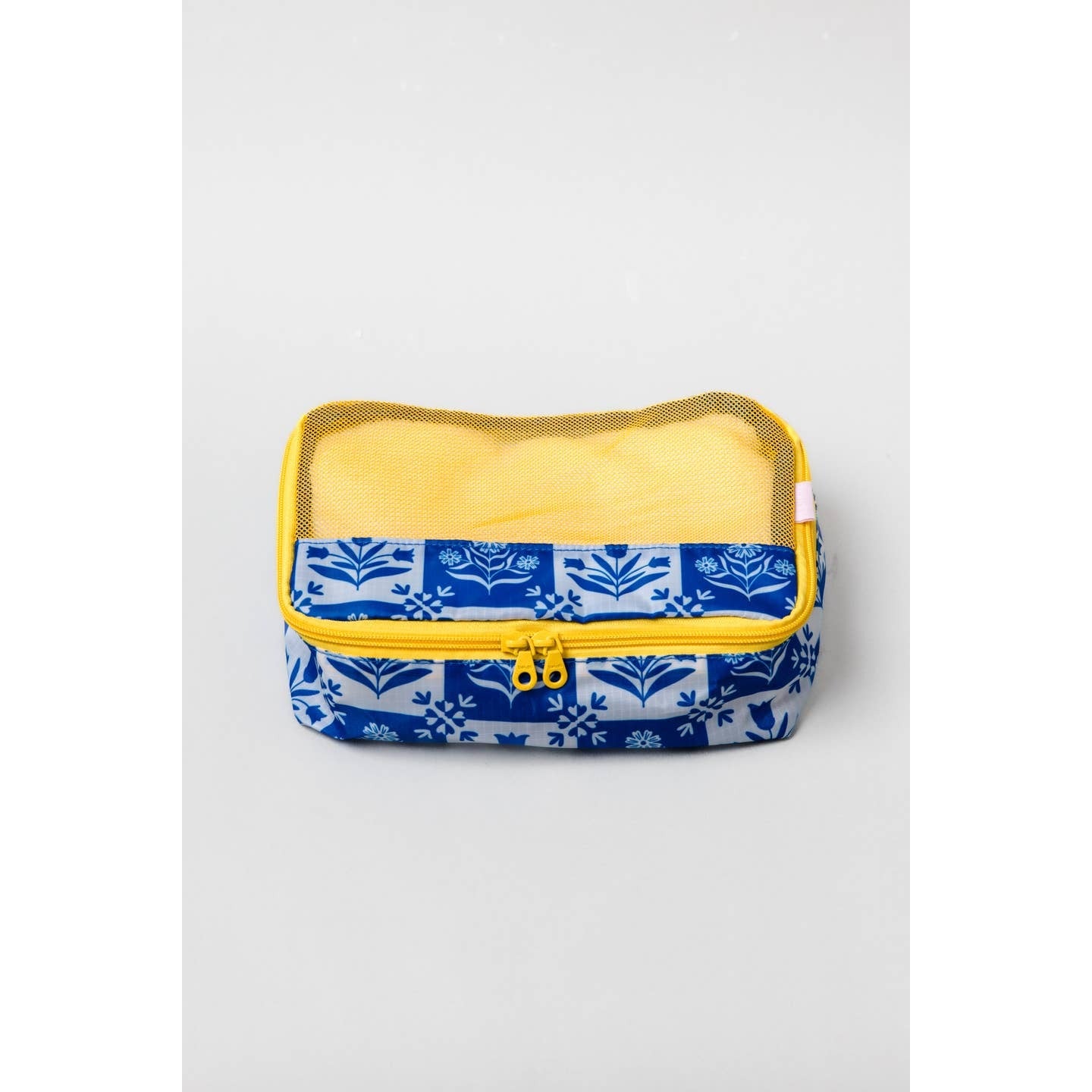 Scandinavian Floral Packing Cube Set