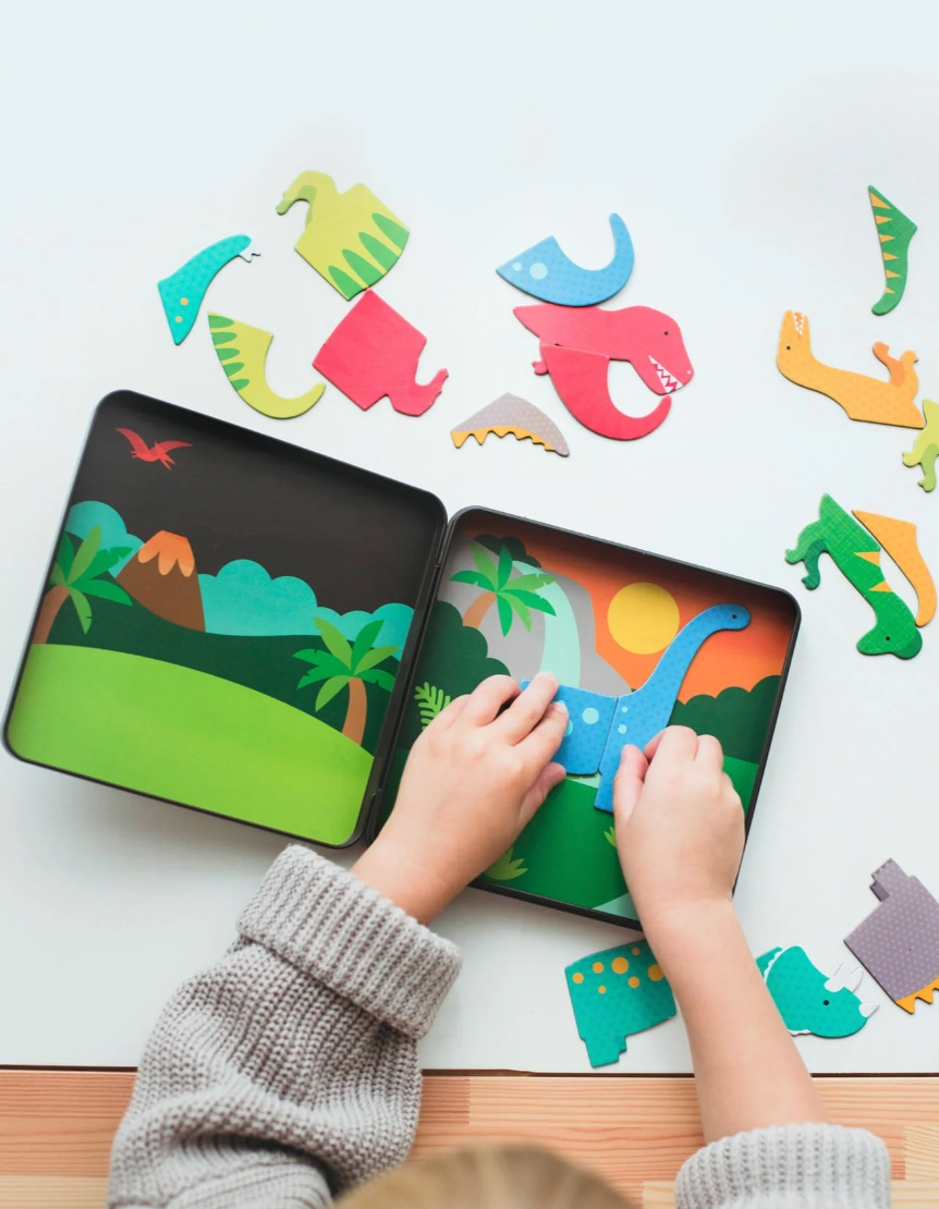 Dinosaur Kingdom Magnetic Play Set