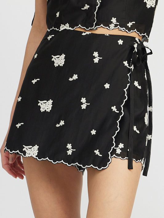 anastasia black embroidered skort