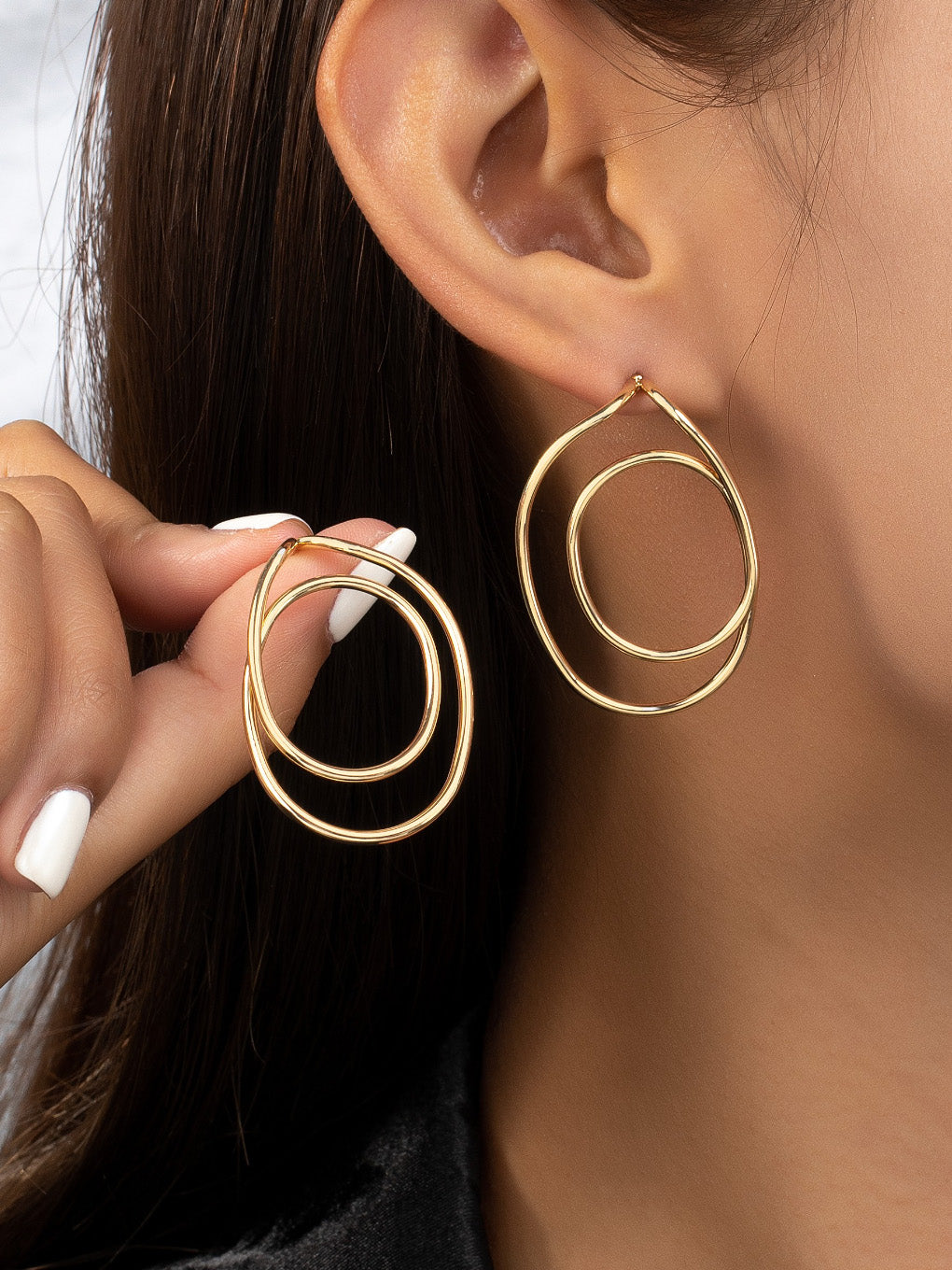anna gold wire earrings