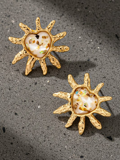 Anya Heartburst Studs