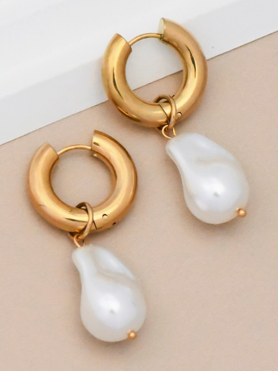 asteria 18k gold plated huggies