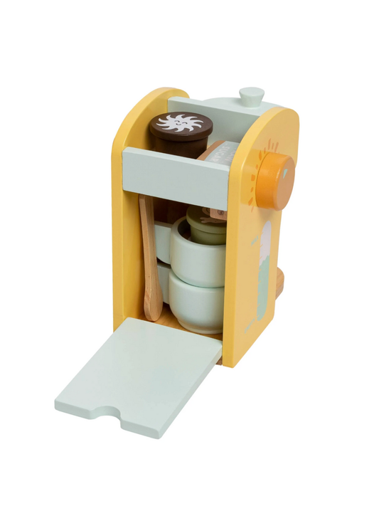 barista in training wooden coffee set