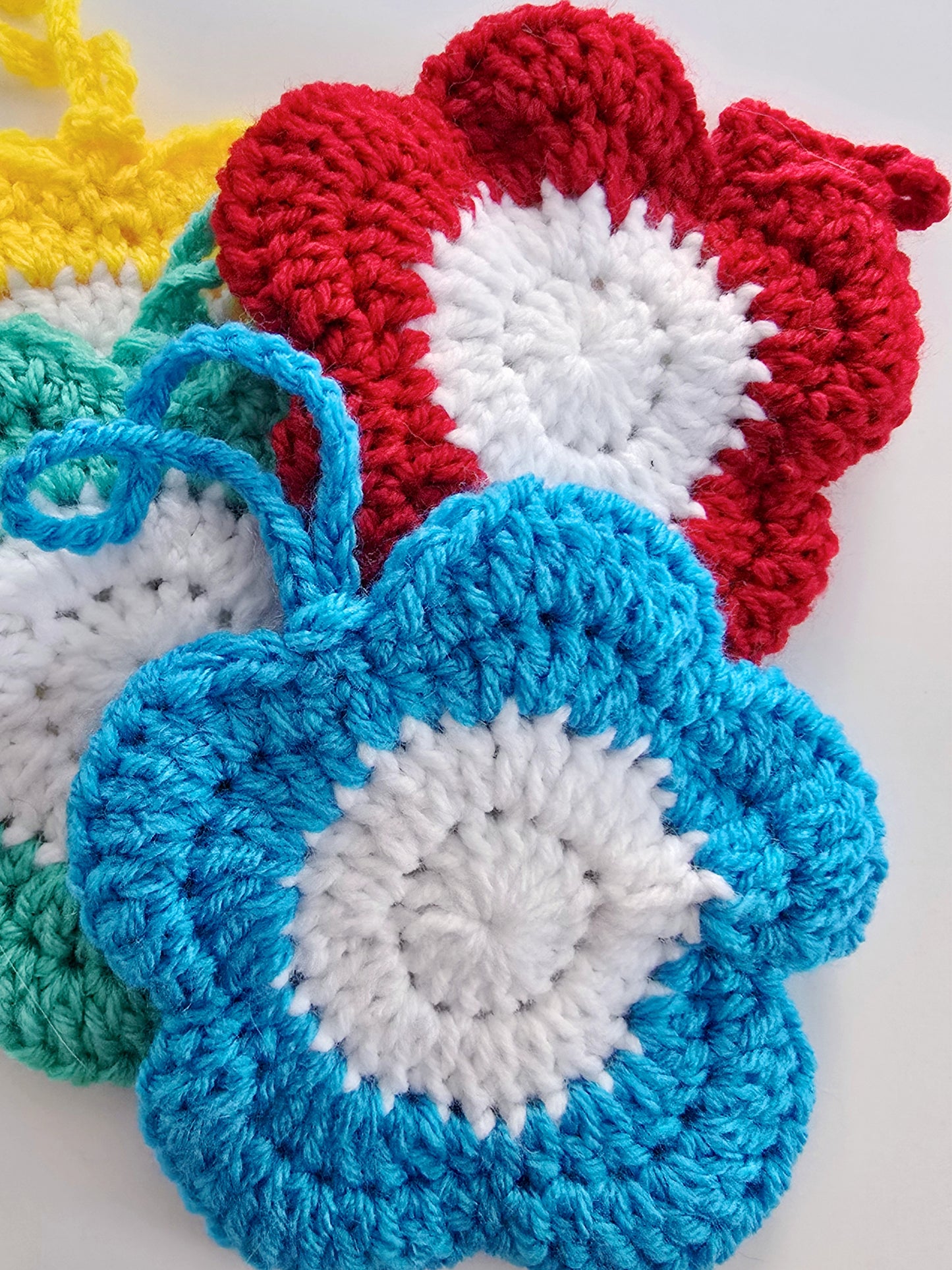 Beginner Crochet Flower Pouch—Sunday, 10/6 from 12–3p