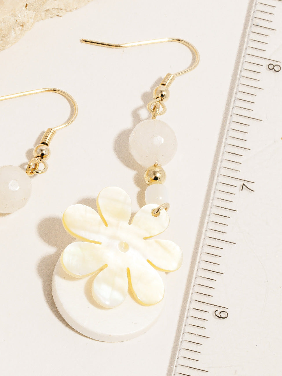 bree flower disc earrings