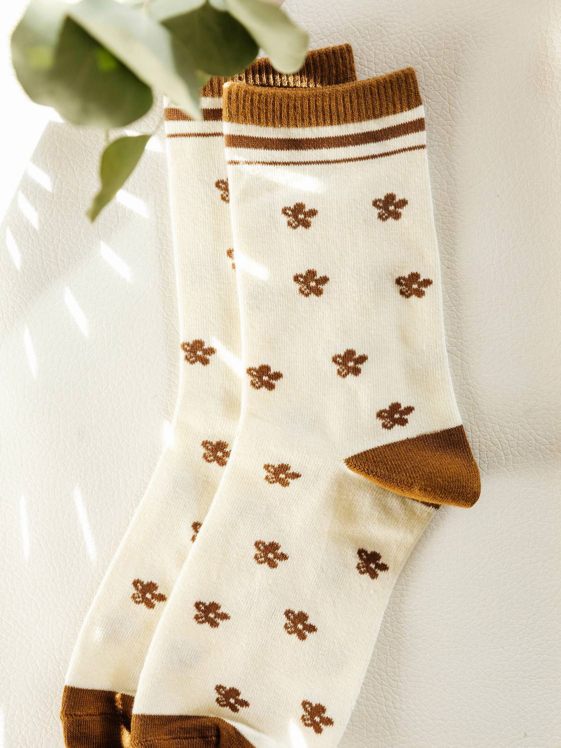 Brown Floral Striped Cuff Socks