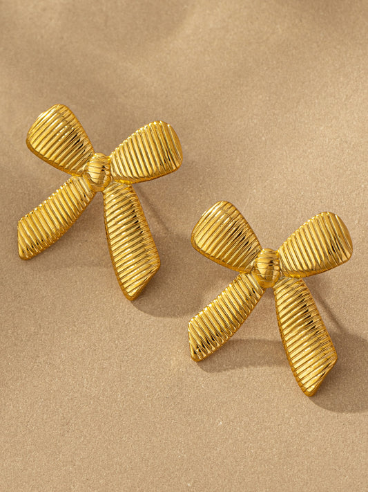 chunky gold bow studs