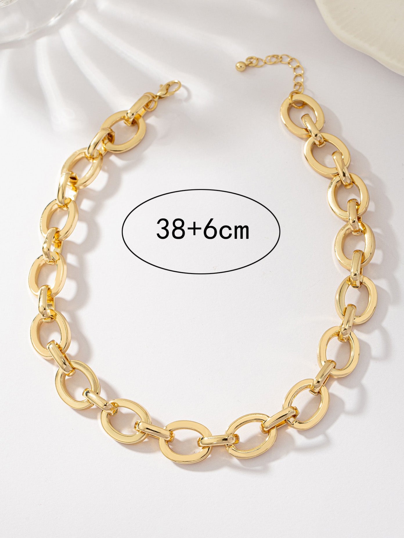 chunky gold chain choker