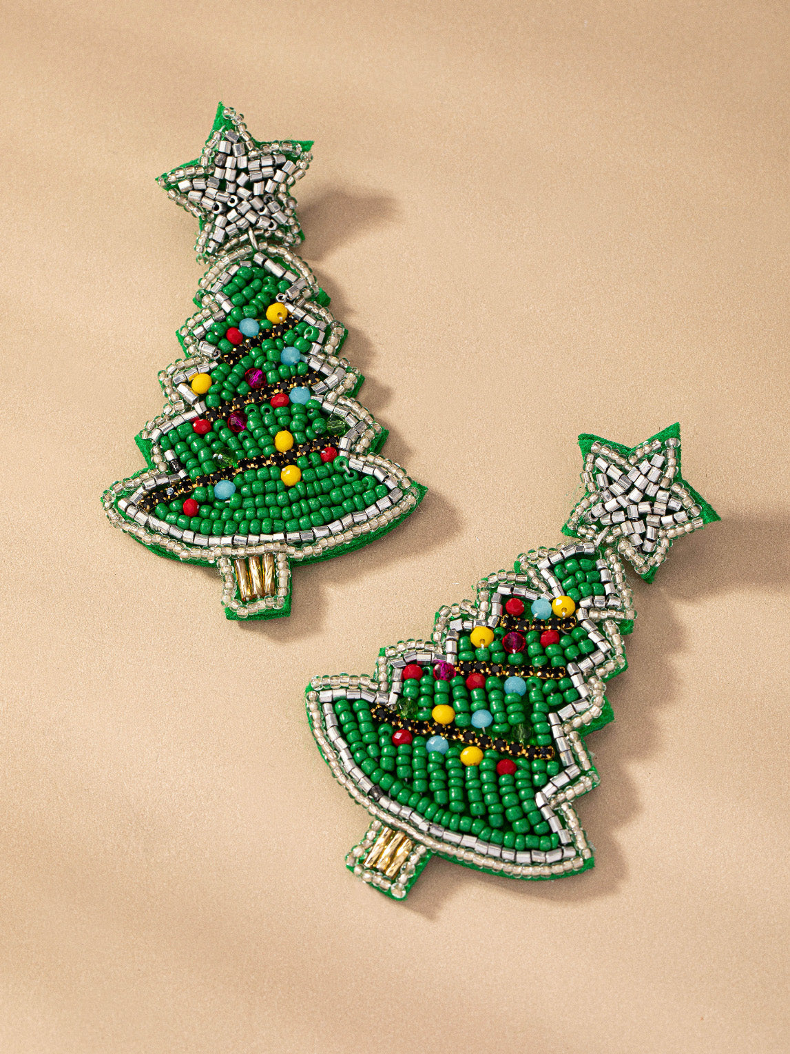 classic holiday tree beaded earrings