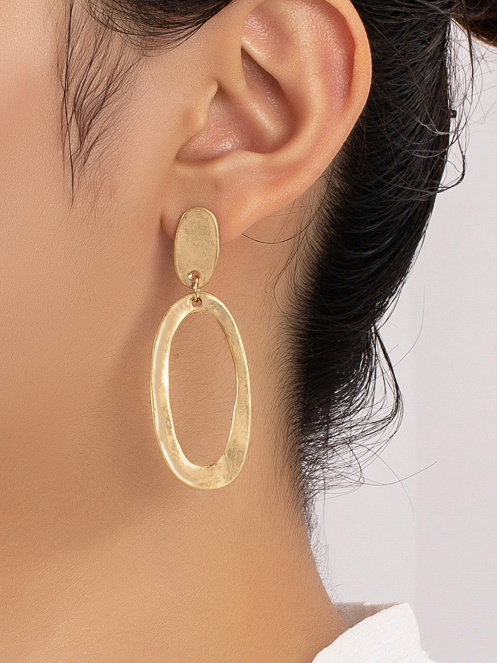 gold oval drop earrings