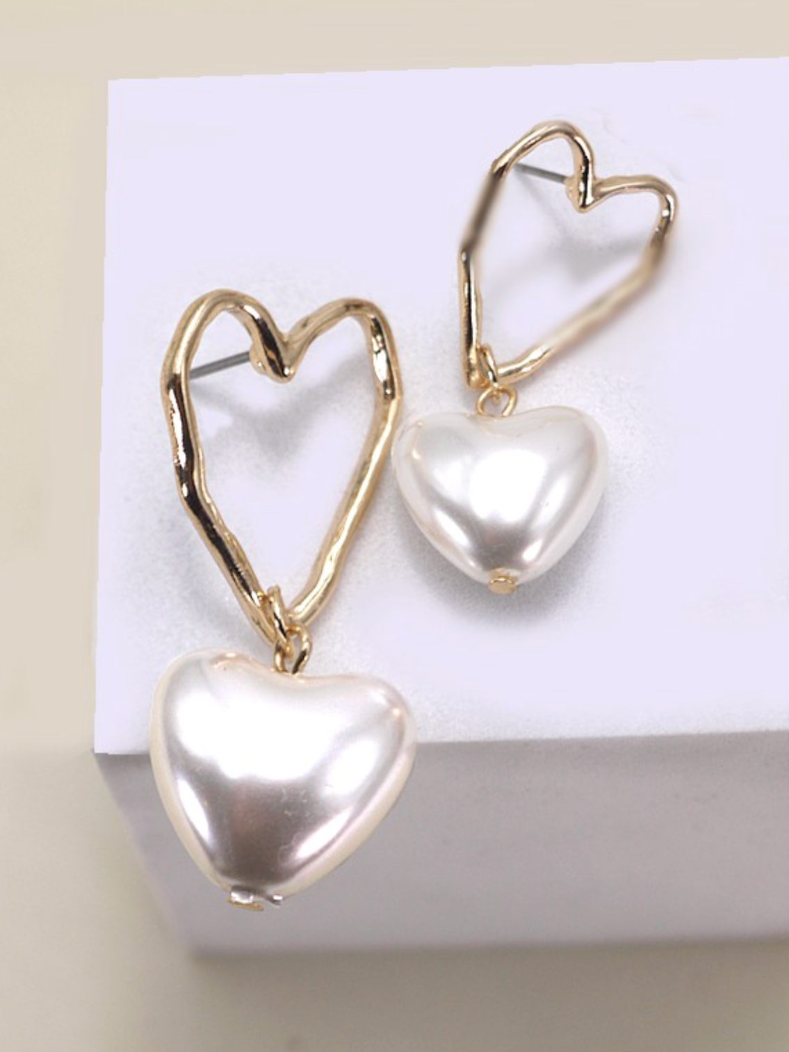 hammered heart pearl earrings