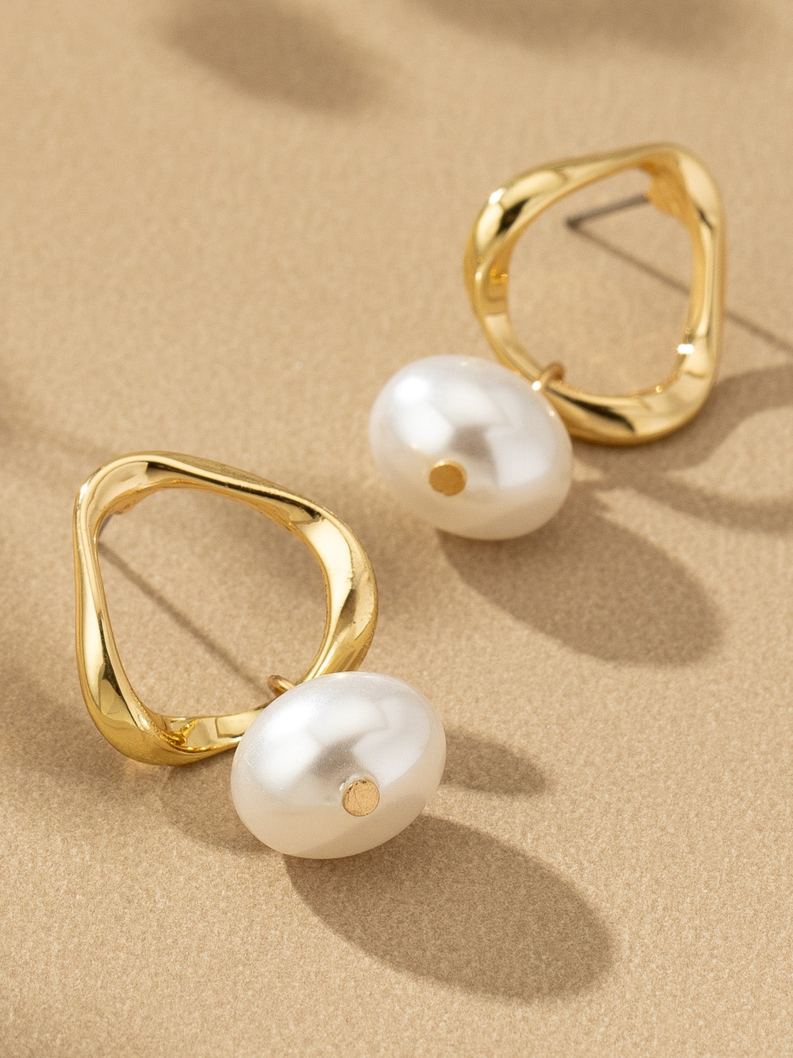 josie pearl earrings