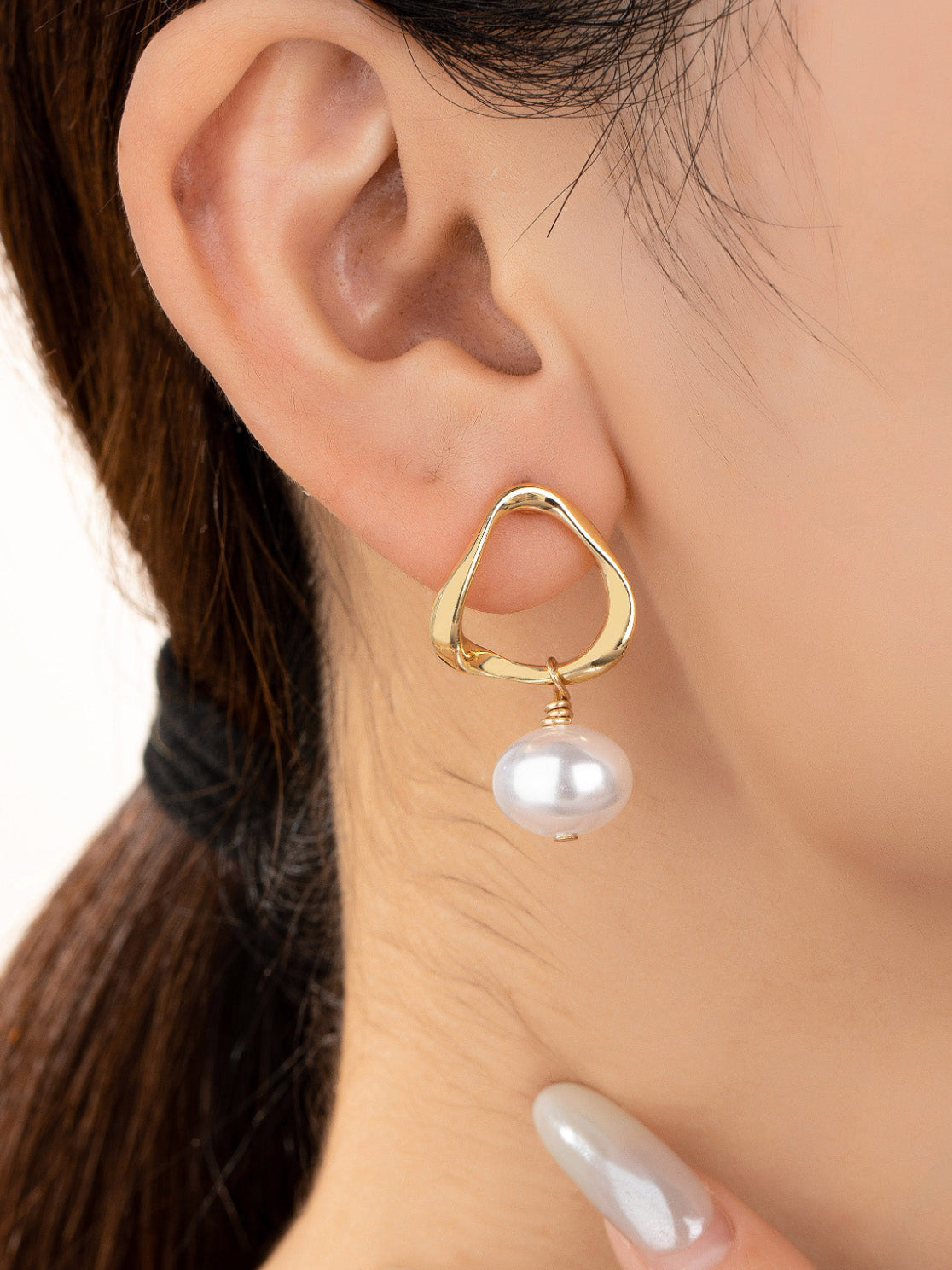 josie pearl earrings