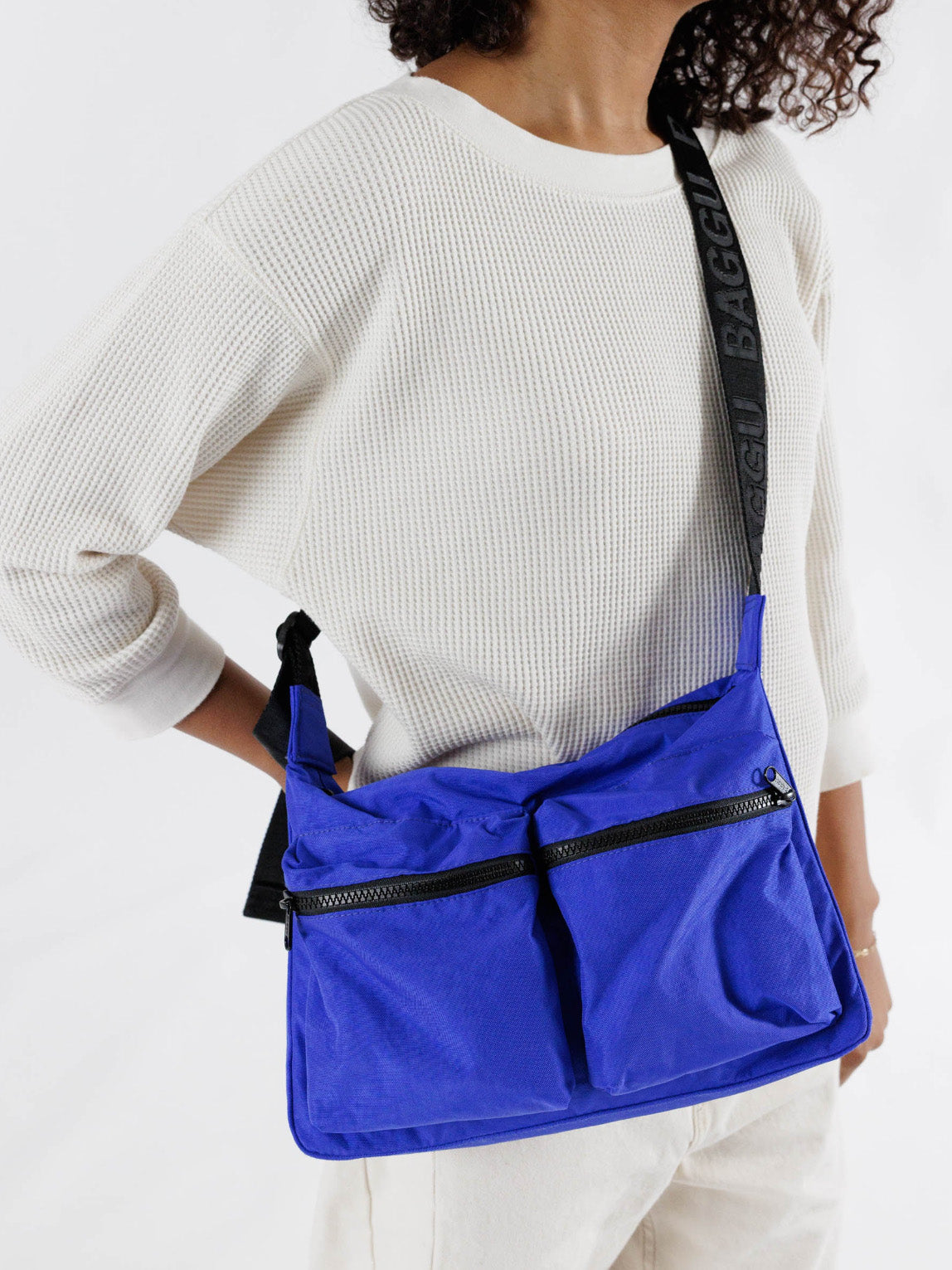 lapis medium cargo crossbody