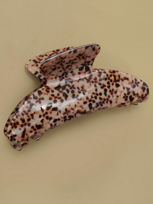 latte speckled hair claw clip