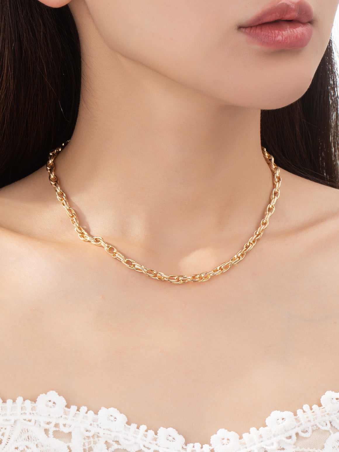 Lilly Gold Chain