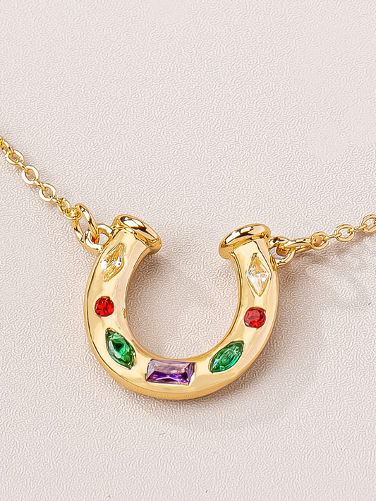 lucky horseshoe necklace