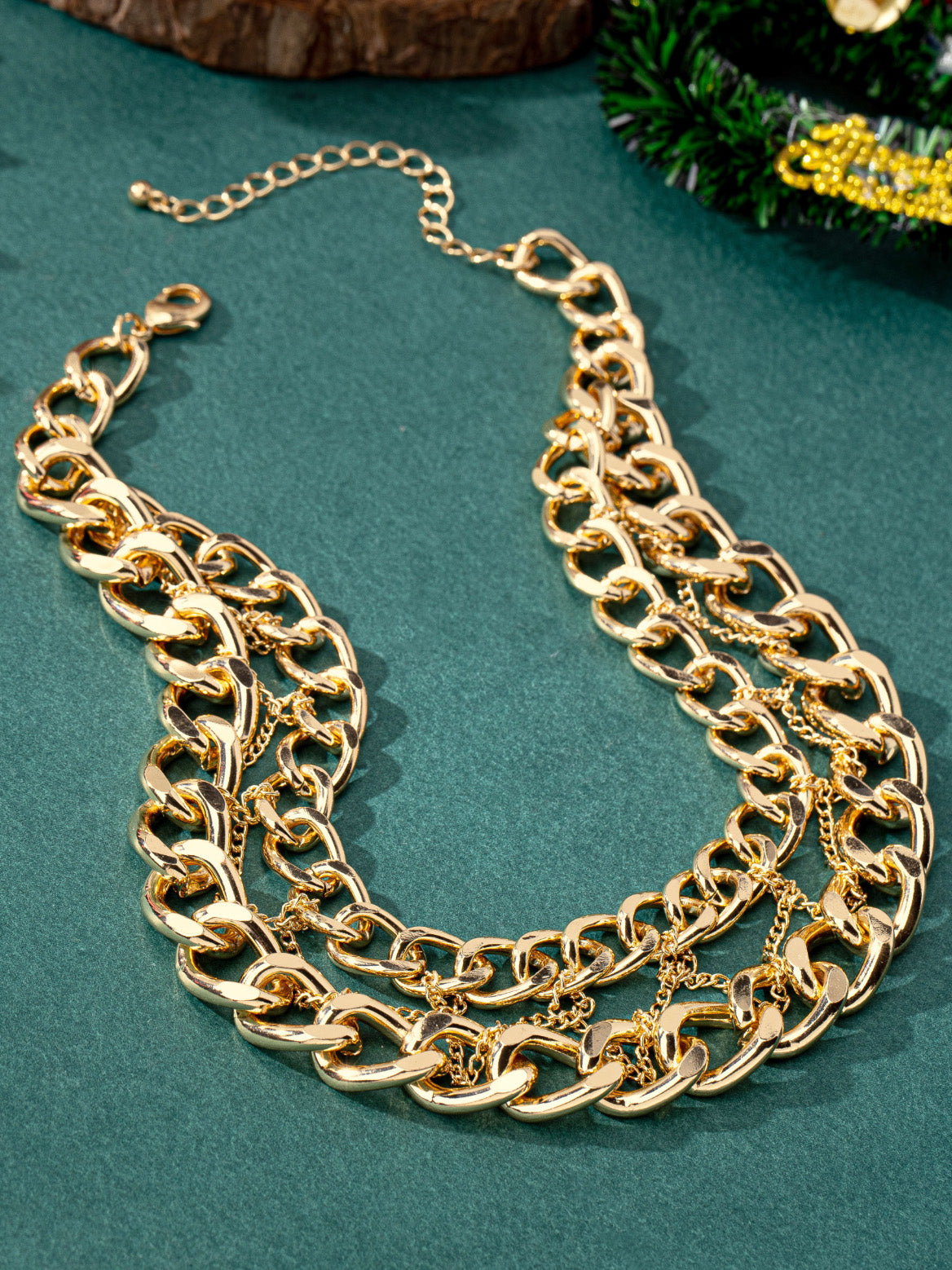 oversized gold chain