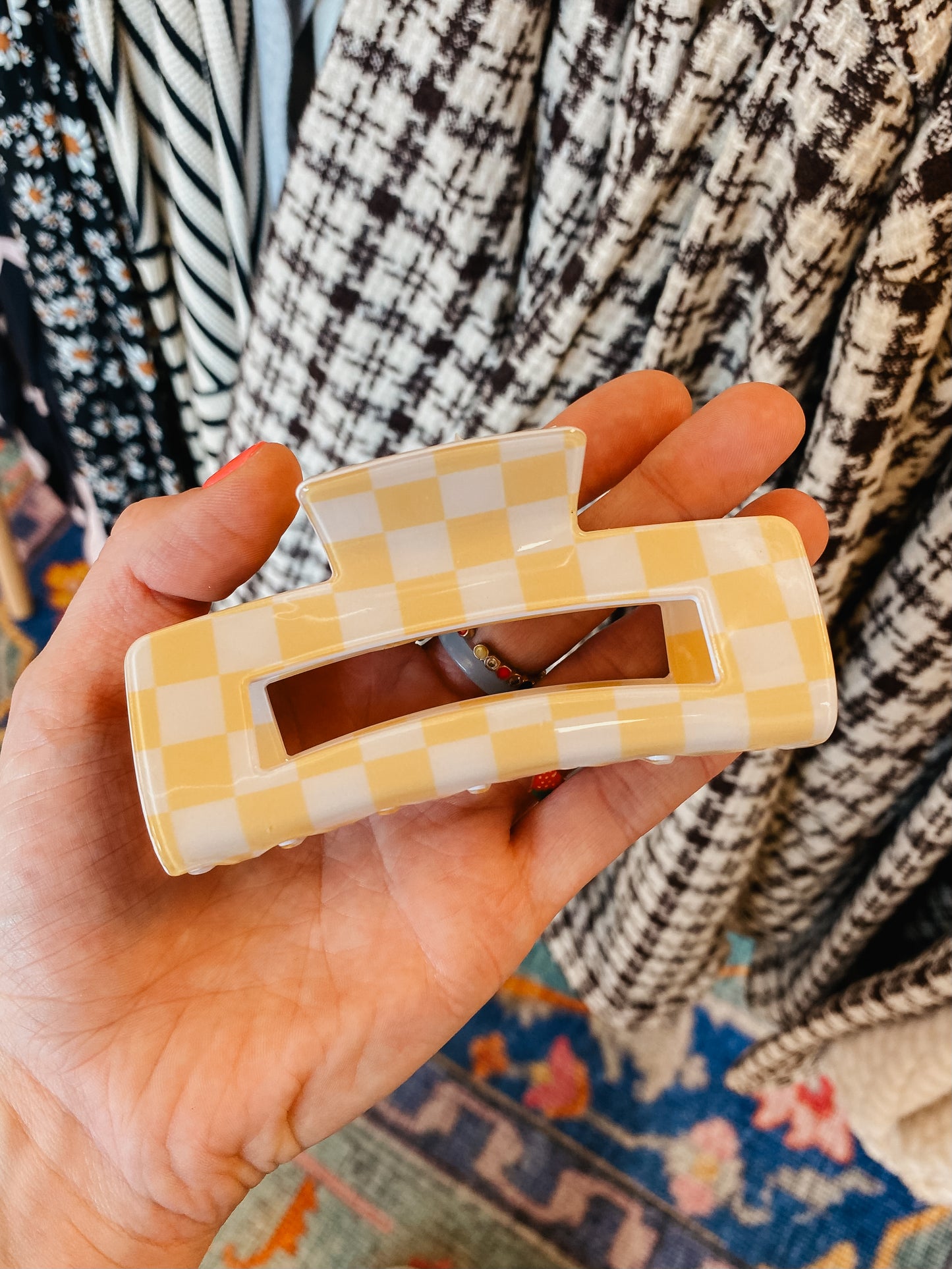 pastel yellow checkered claw clip