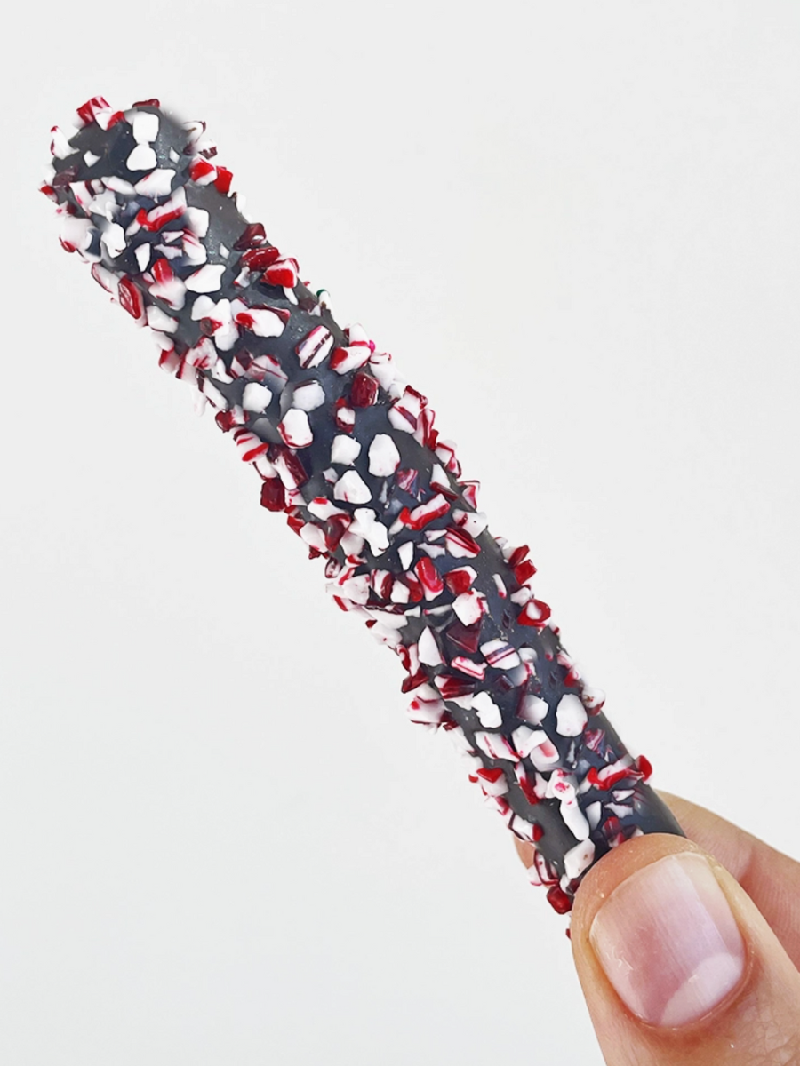 peppermint chocolate covered pretzel snack pack