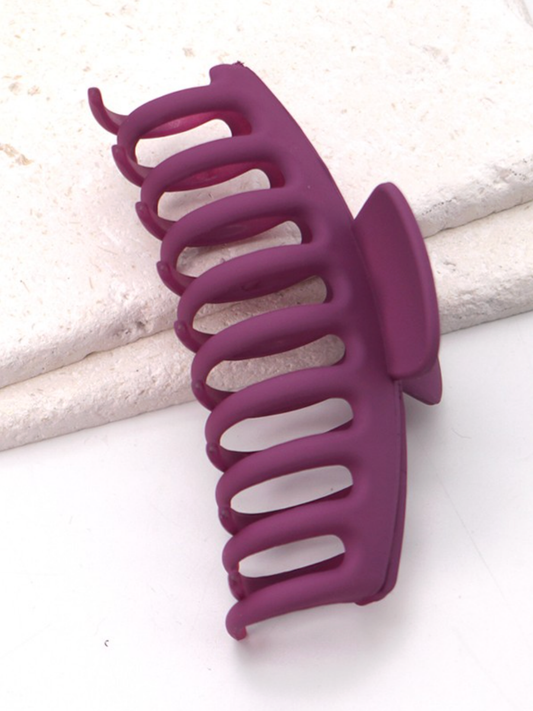 plum classic hair claw clip