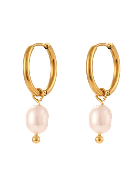 Roslyn Pearl Earrings