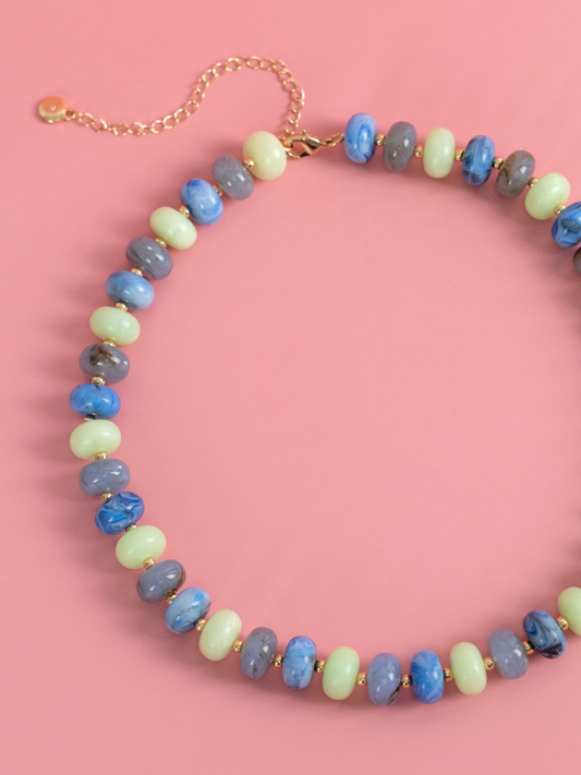 seafoam swirl chunky beaded necklace