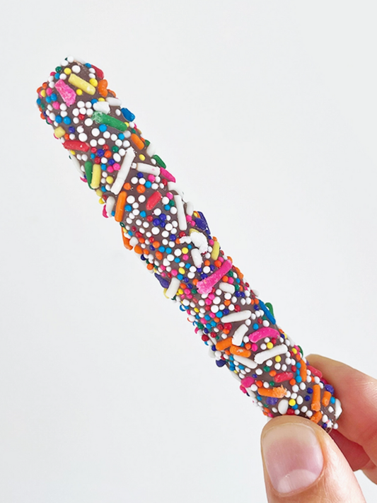 sprinkles chocolate covered pretzel snack pack