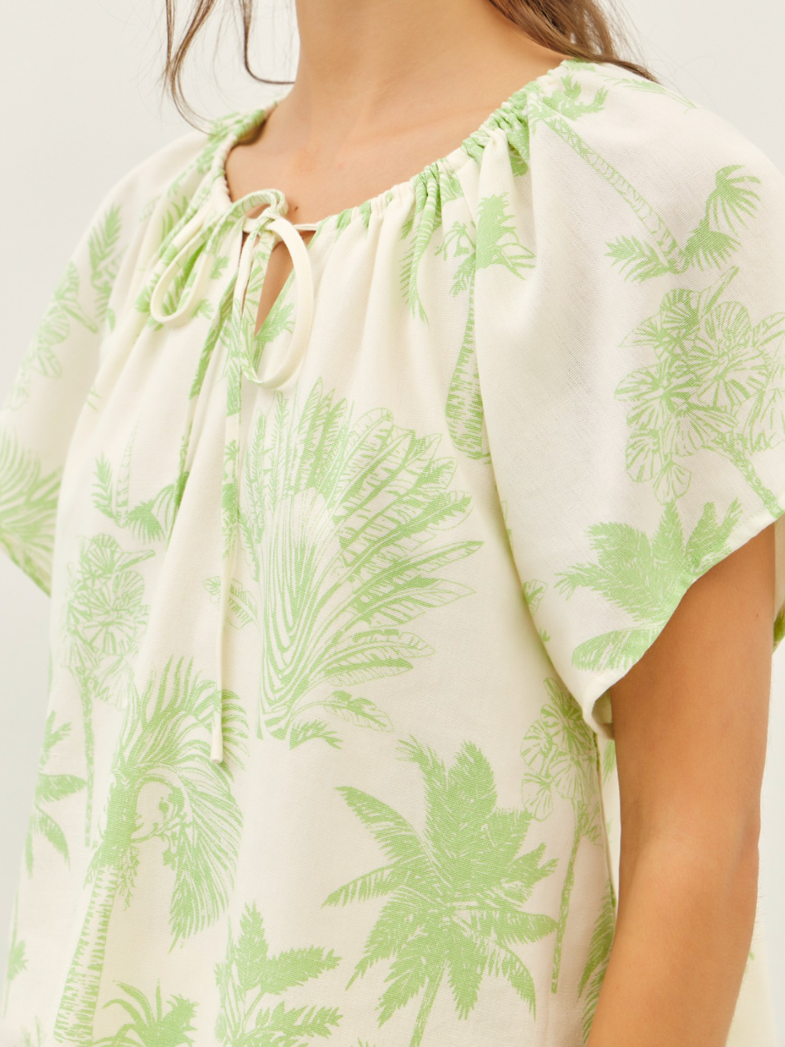 tropic palms top