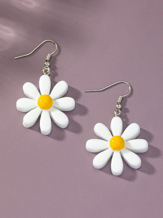white daisy drop earrings